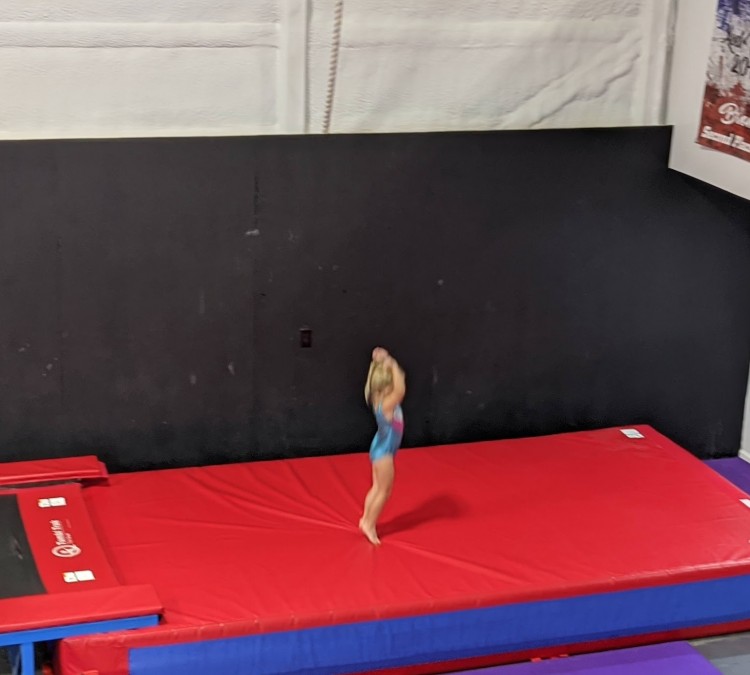 Platinum Gymnastics Academy (Logan,&nbspIA)